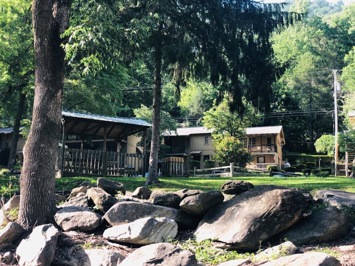 The Evening Shade River Lodge And Cabins Chimney Rock Extérieur photo