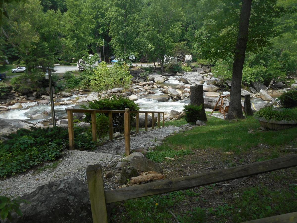 The Evening Shade River Lodge And Cabins Chimney Rock Extérieur photo